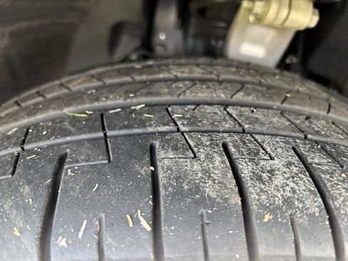 Used 2024 BMW X5 xDrive40i w/ Executive Package image 12