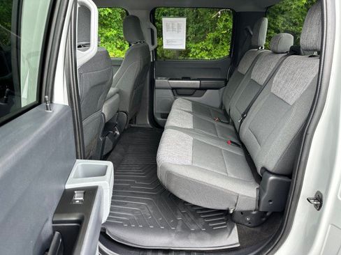 Used 2023 Ford F150 XLT AWD/4WD image 15