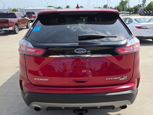Used 2020 Ford Edge Titanium AWD/4WD image 4