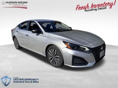 Used 2024 Nissan Altima 2.5 SV
