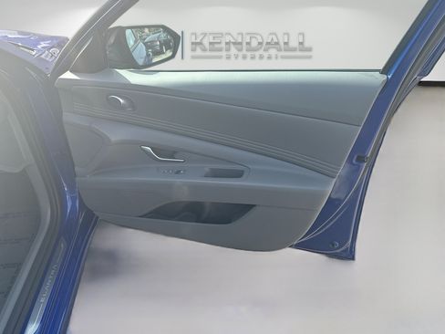 Certified 2026 Hyundai Elantra Sport FWD image 30