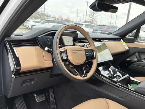 New 2026 Land Rover Range Rover Sport Dynamic SE image 10