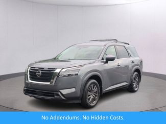 Used 2022 Nissan Pathfinder SV FWD video 1