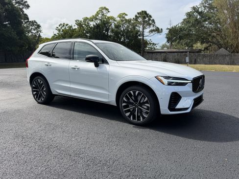 New 2026 Volvo XC60 T8 Ultra w/ Climate Package AWD/4WD image 1