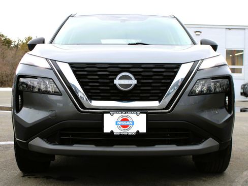 Used 2023 Nissan Rogue S AWD/4WD image 5