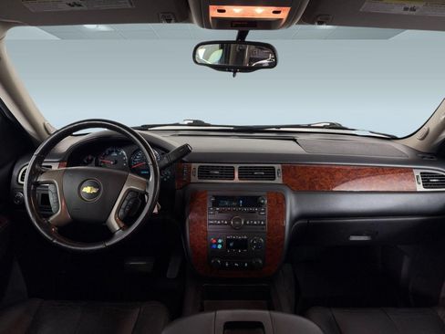 Used 2013 Chevrolet Tahoe LT RWD image 14