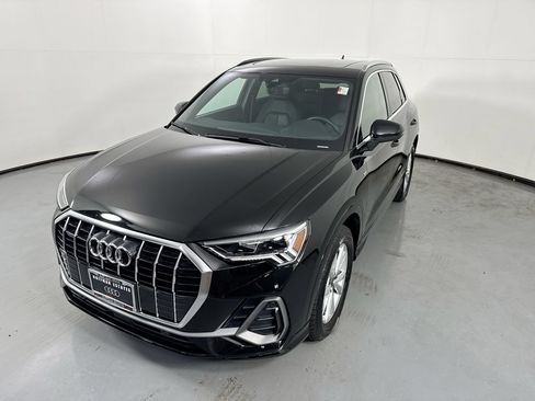 Used 2025 Audi Q3 2.0T Premium w/ Convenience Package AWD/4WD image 25