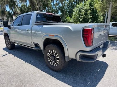 Used 2024 GMC Sierra 2500 Denali Ultimate AWD/4WD image 7