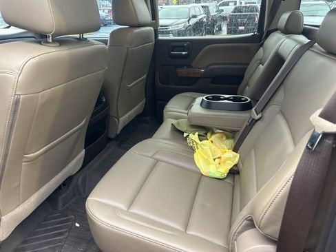 Used 2018 GMC Sierra 1500 SLT w/ SLT Premium Package image 10