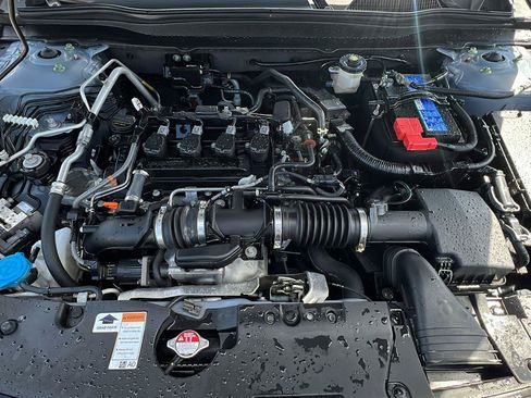Used 2021 Honda Accord Sport Special Edition image 10
