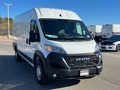 New 2026 RAM ProMaster 3500 w/ Convenience Group image 7