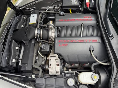 Used 2006 Chevrolet Corvette Convertible w/ Preferred Equipment Group RWD image 62