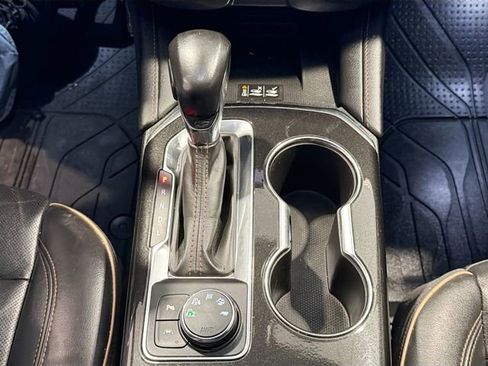 Certified 2020 Chevrolet Blazer Premier w/ Driver Confidence II Package image 16