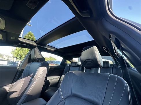 Used 2025 Toyota Crown Platinum image 21