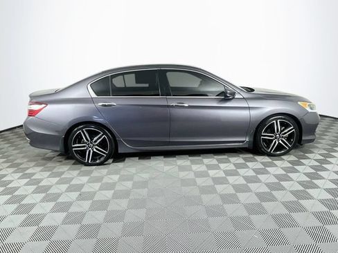 Used 2016 Honda Accord Sport image 9