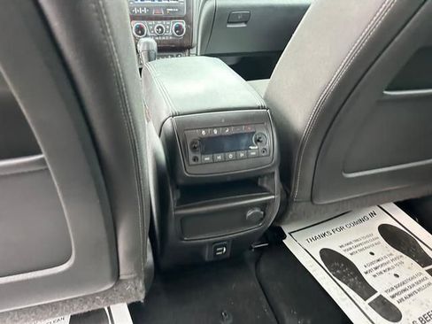 Used 2017 Chevrolet Traverse LT image 15