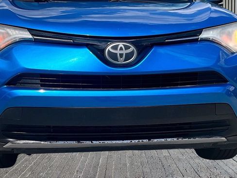 Used 2018 Toyota RAV4 XLE FWD image 29