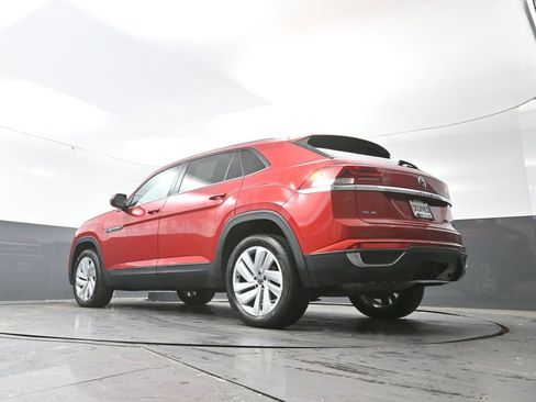 Used 2022 Volkswagen Atlas Cross Sport SE image 56
