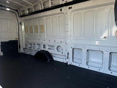 Used 2020 Ford Transit 350 148 High Roof Extended RWD image 10
