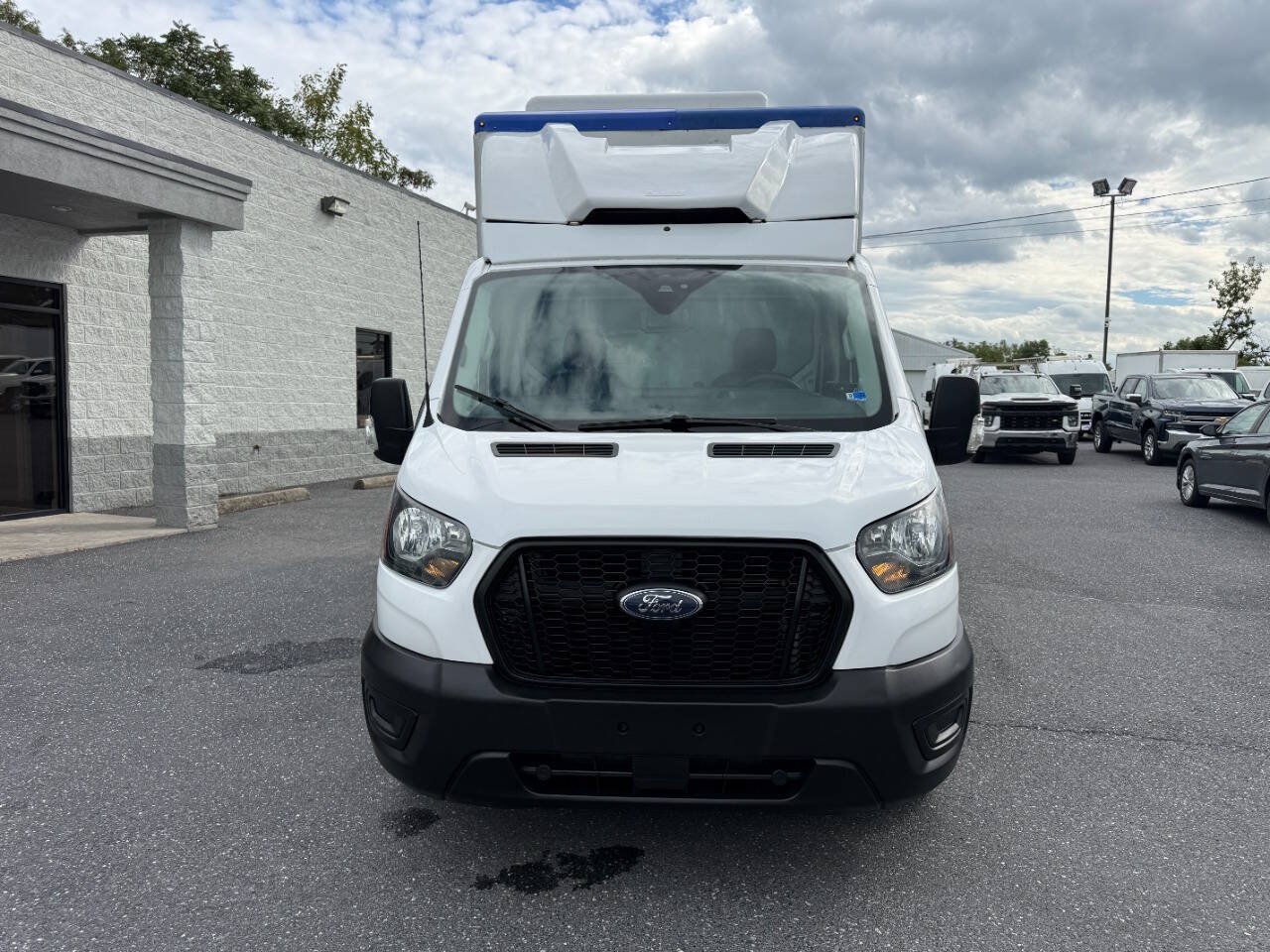 Used 2022 Ford Transit 350 w/ Upfitter Package RWD image 33
