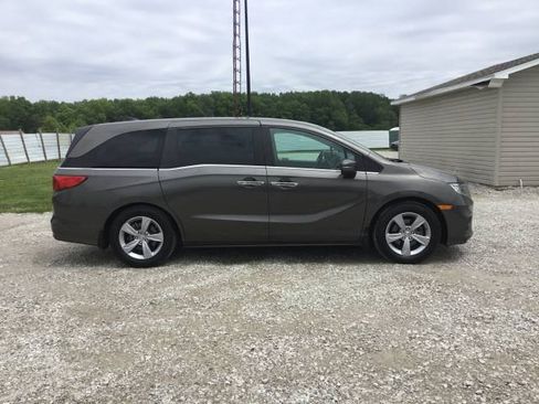 Used 2019 Honda Odyssey EX-L image 2