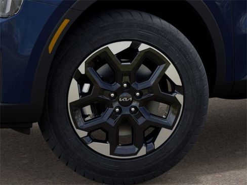 New 2025 Kia Sorento S image 10
