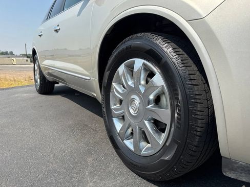 Used 2016 Buick Enclave Leather w/ Trailering Package AWD/4WD image 7