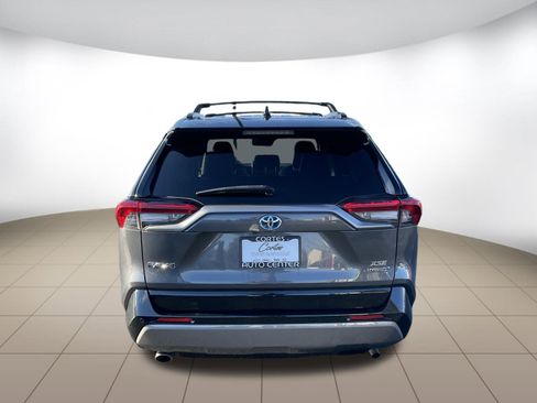 Used 2019 Toyota RAV4 XSE image 6