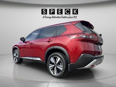 Used 2023 Nissan Rogue Platinum w/ Platinum Premium Package AWD/4WD image 3
