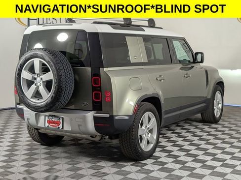 Used 2023 Land Rover Defender 110 SE AWD/4WD image 7