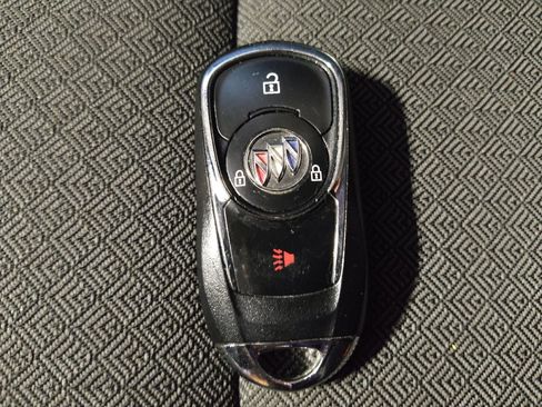 Used 2021 Buick Encore GX Preferred FWD image 32