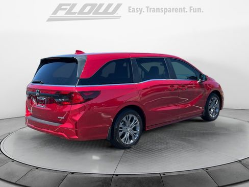Certified 2025 Honda Odyssey Touring image 7