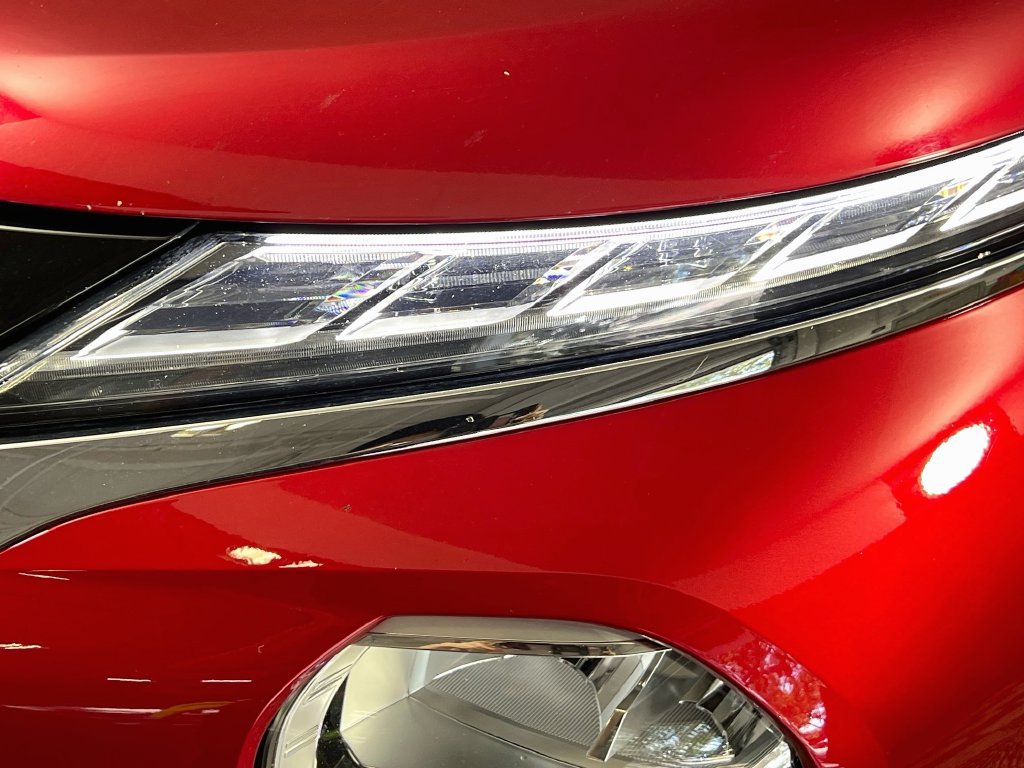 Used 2025 Mitsubishi Outlander SE FWD image 8