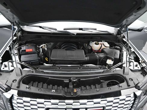 Used 2024 GMC Yukon Denali w/ Advanced Technology Package image 20