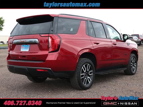 Used 2024 GMC Yukon AT4 w/ Technology Package AWD/4WD image 4