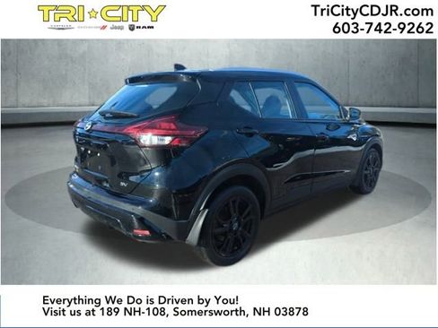 Used 2023 Nissan Kicks SV image 5