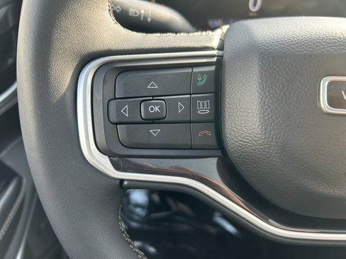 Used 2022 Jeep Wagoneer Series I w/ Premium Group I image 8