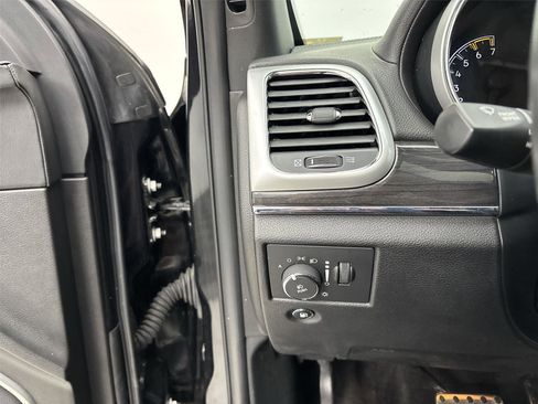 Used 2016 Jeep Grand Cherokee High Altitude image 31