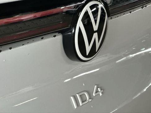 Used 2022 Volkswagen ID.4 Pro S RWD image 10