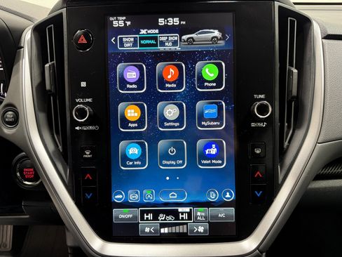 Used 2025 Subaru Crosstrek 2.0i Premium w/ Crosstrek Mirror Package image 17