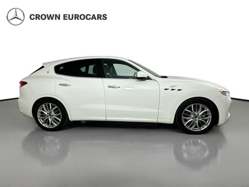 Used 2022 Maserati Levante GT AWD/4WD image 4