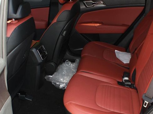 New 2026 Kia Sportage SX AWD/4WD image 19