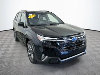 Used 2025 Subaru Forester Touring AWD/4WD video 3