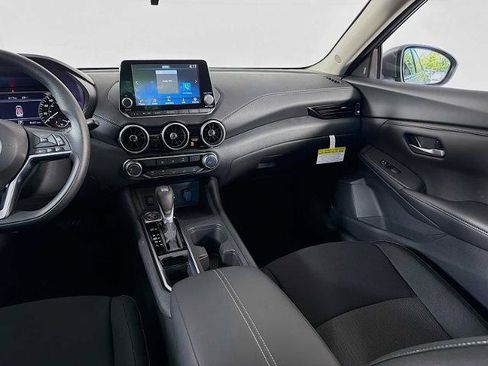Certified 2025 Nissan Sentra SV FWD image 20