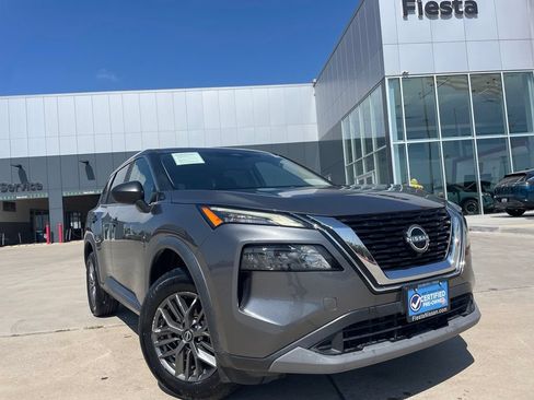 Certified 2023 Nissan Rogue S FWD image 1