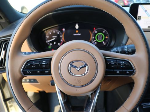 Certified 2025 MAZDA CX-90 3.3 Turbo S w/ Premium Plus AWD/4WD image 15