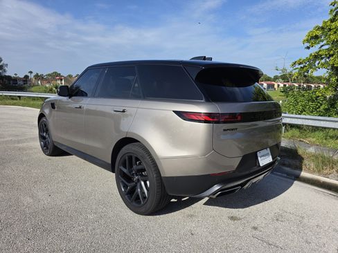 Certified 2023 Land Rover Range Rover Sport SE AWD/4WD image 2