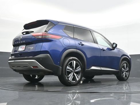 Used 2021 Nissan Rogue Platinum image 21