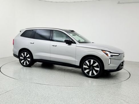 New 2025 Volvo EX90 Ultra w/ Protection Package Premier image 3
