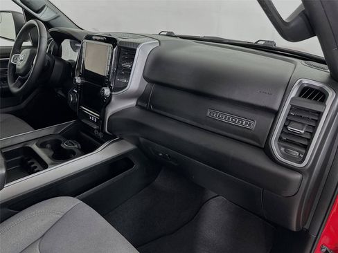 Used 2025 RAM 1500 Big Horn AWD/4WD image 29